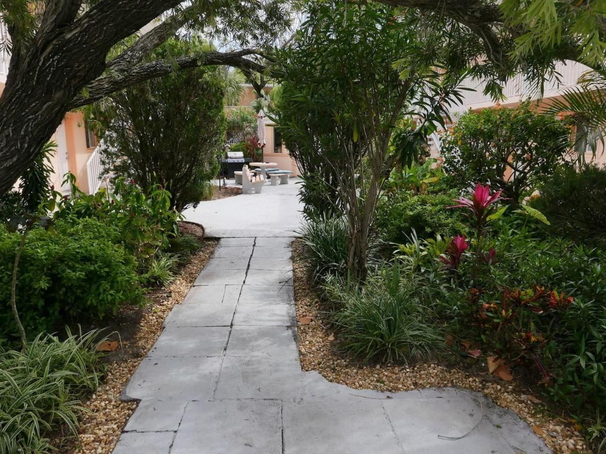 Ferienwohnung Cozy Beach Getaway Cape Canaveral Exterior foto